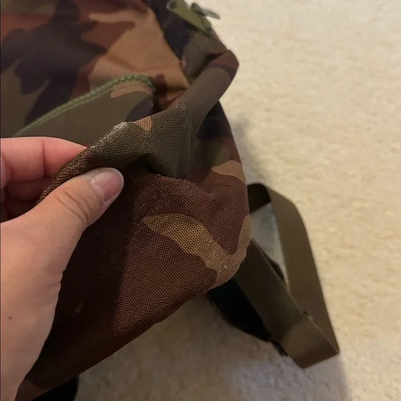 Herschel Supply Company Camouflage Backpack - Picture 9 of 9